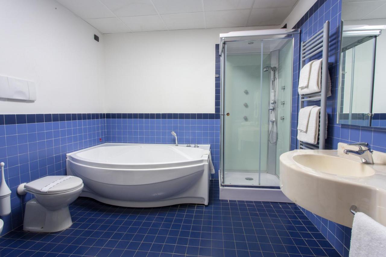 Break Hotel Ospedaletto Lodigiano Экстерьер фото