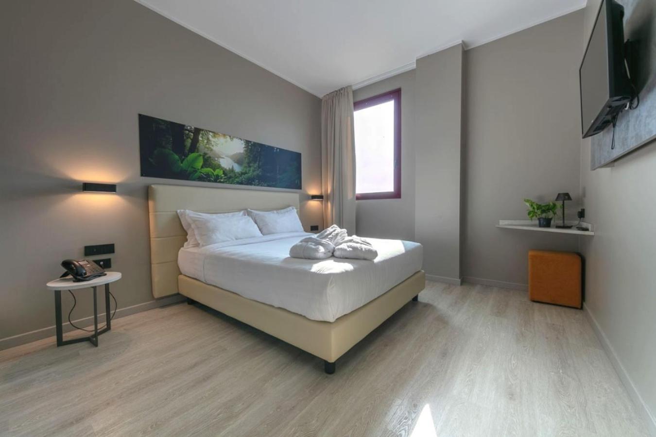 Break Hotel Ospedaletto Lodigiano Экстерьер фото